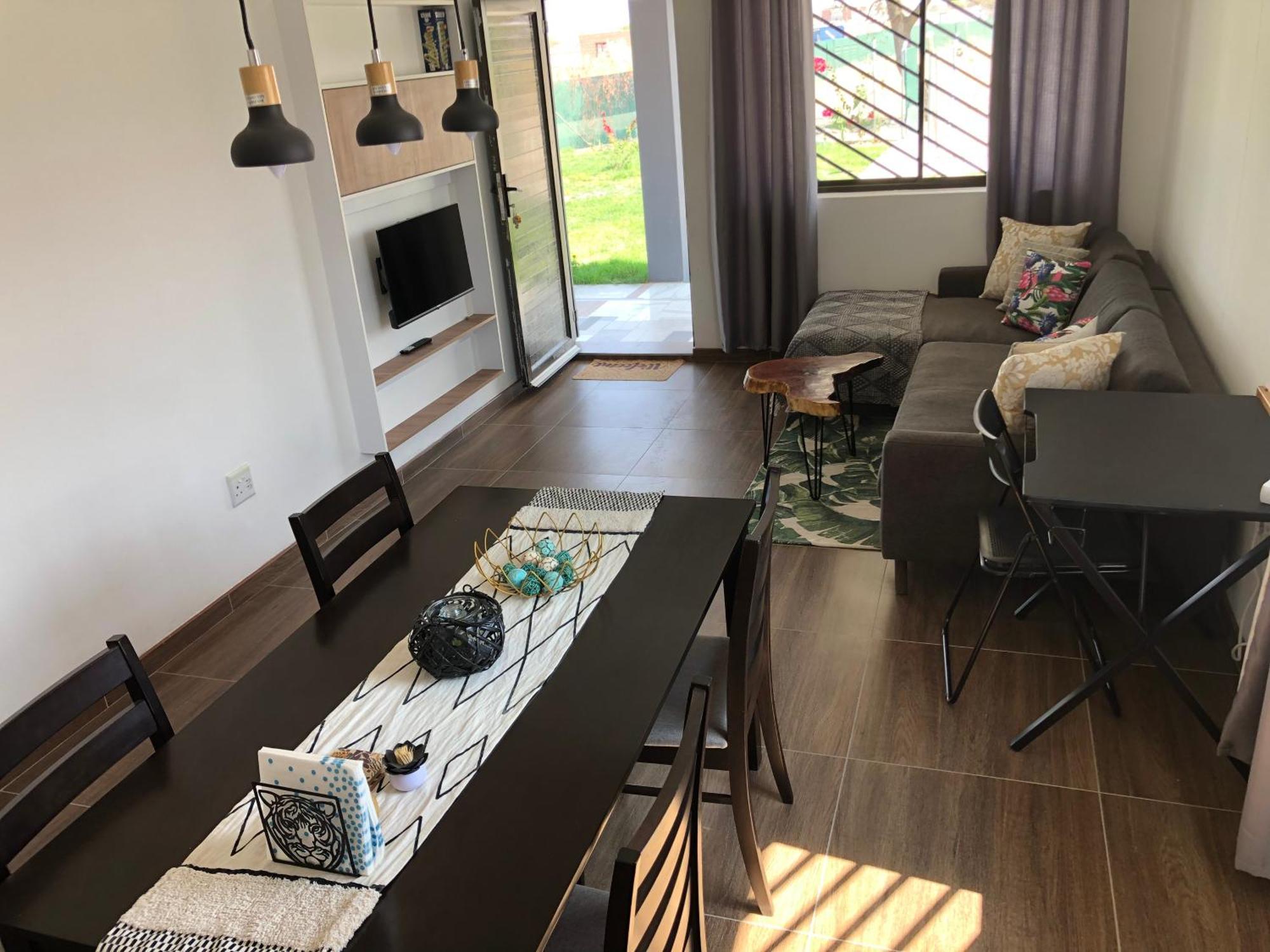 F2 Farmhouse Omuthiya Eksteriør billede
